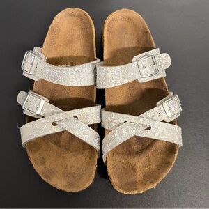 Women’s Birkis by Birkenstock Floral Embossed Sandals 265 US 10–10.5